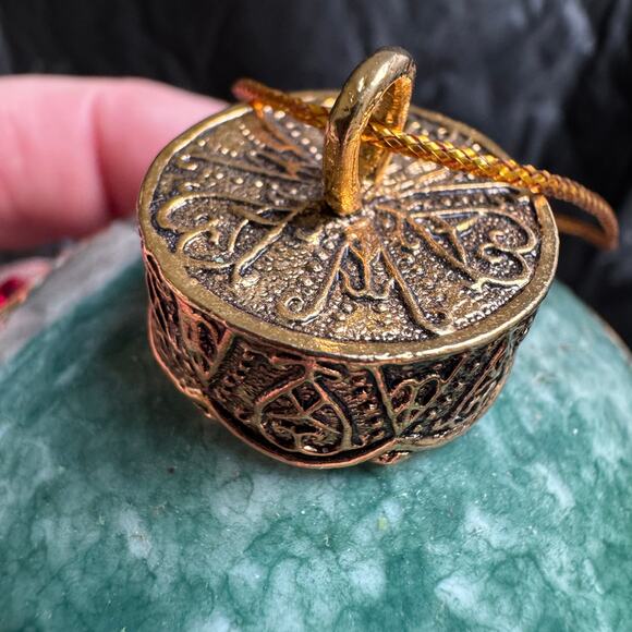 VTG The Bradford Exchange 1998 Hummingbird Series Ceramic 4” Ornaments Set of 4 - Picture 4 of 16